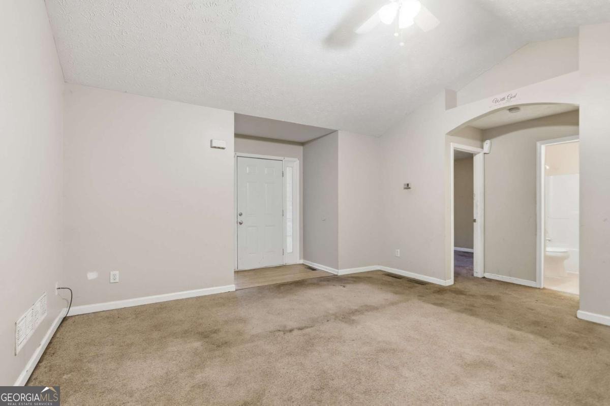 128 Valley Road Stockbridge - Photo 11