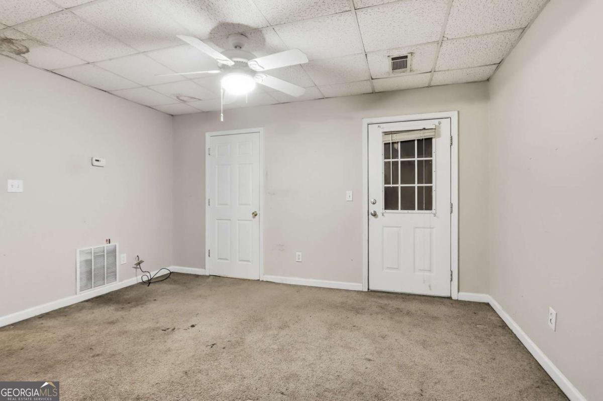 128 Valley Road Stockbridge - Photo 35