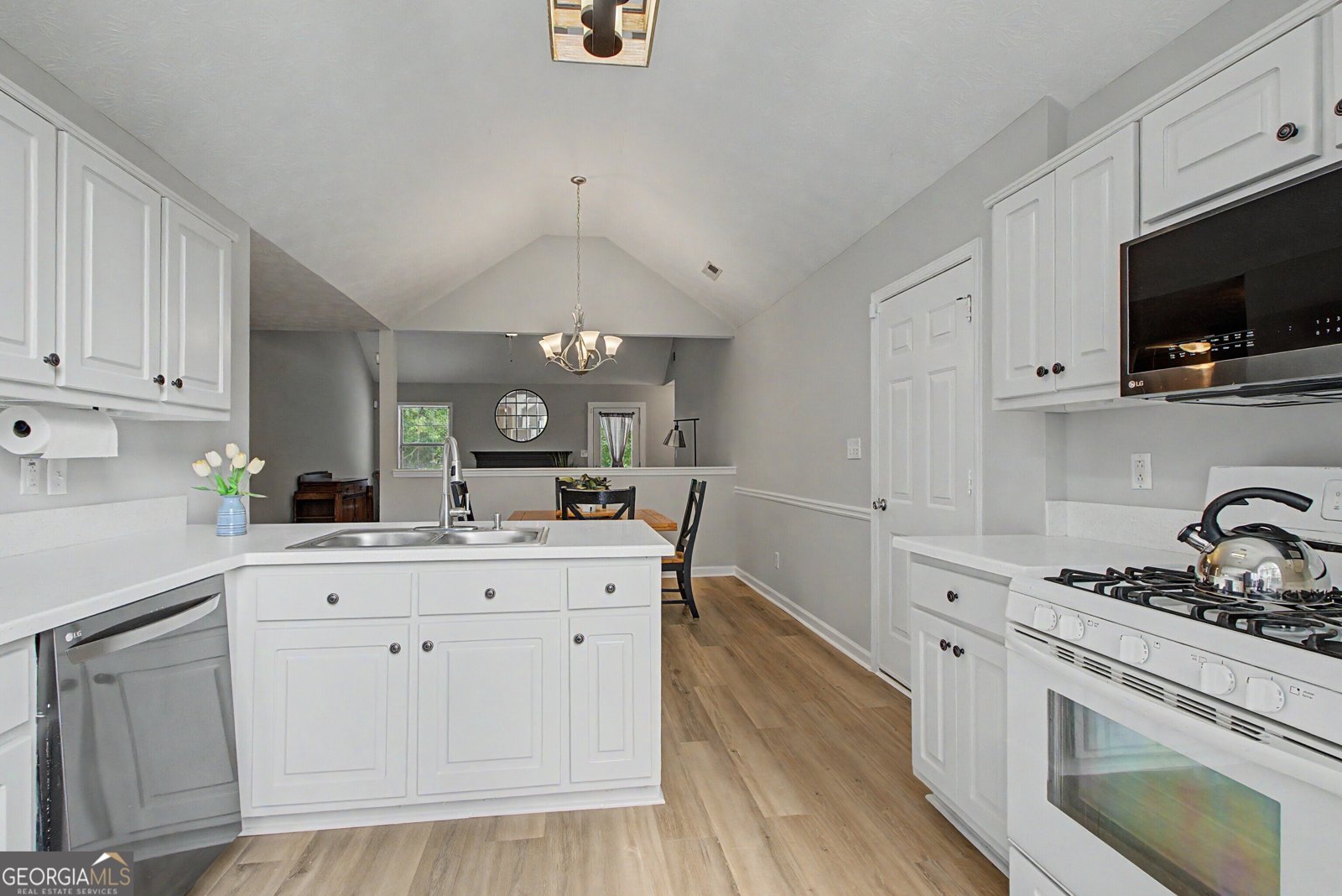 28 Pecan Lake Court Sharpsburg - Photo 9