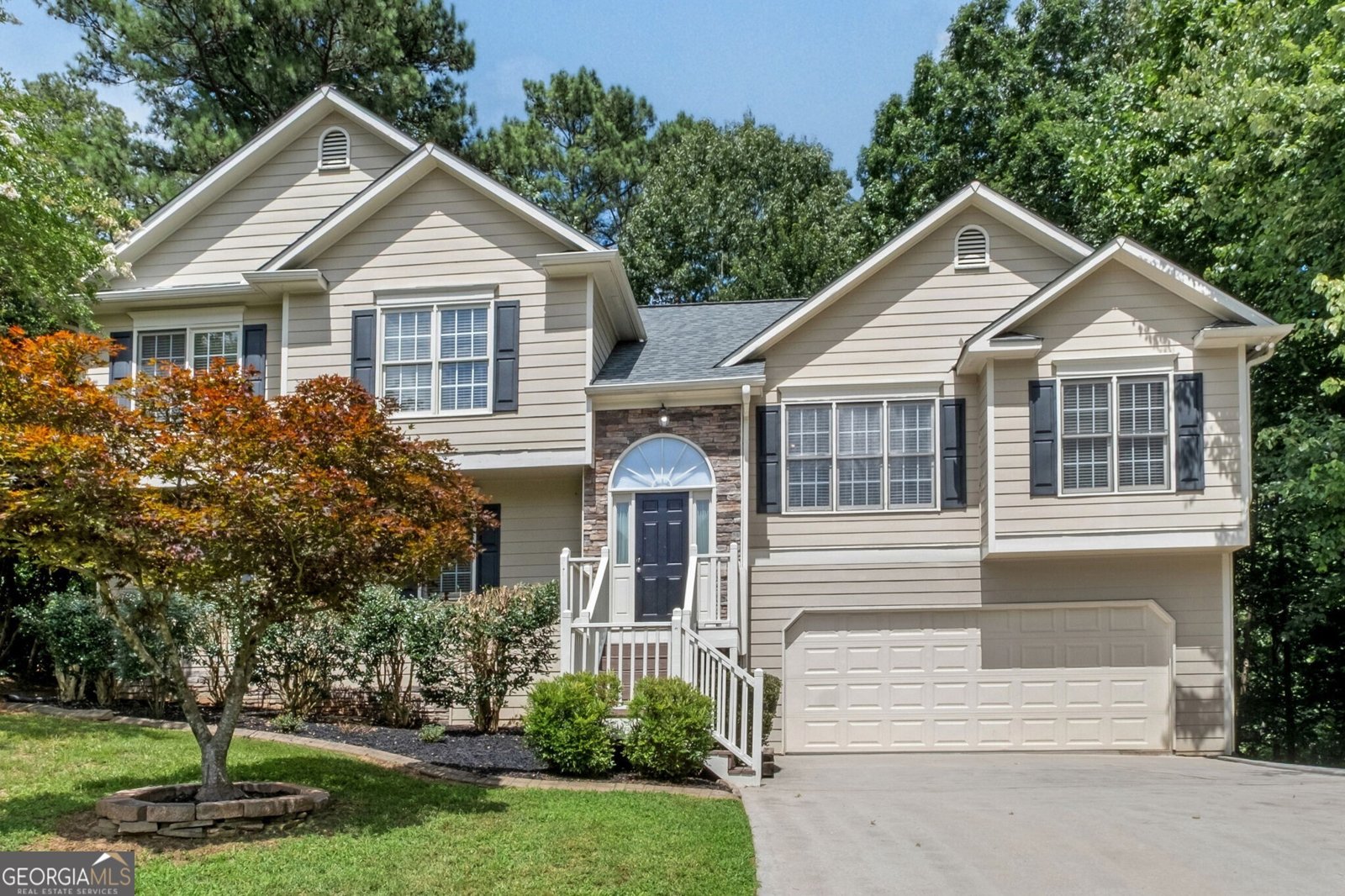 122 Brookhaven Lane Canton - main photo