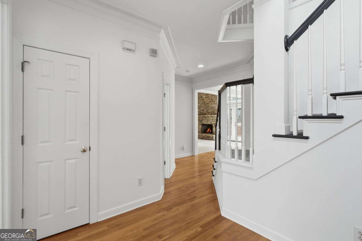 4204 Balmoral Glen Drive Peachtree Corners - Photo 6