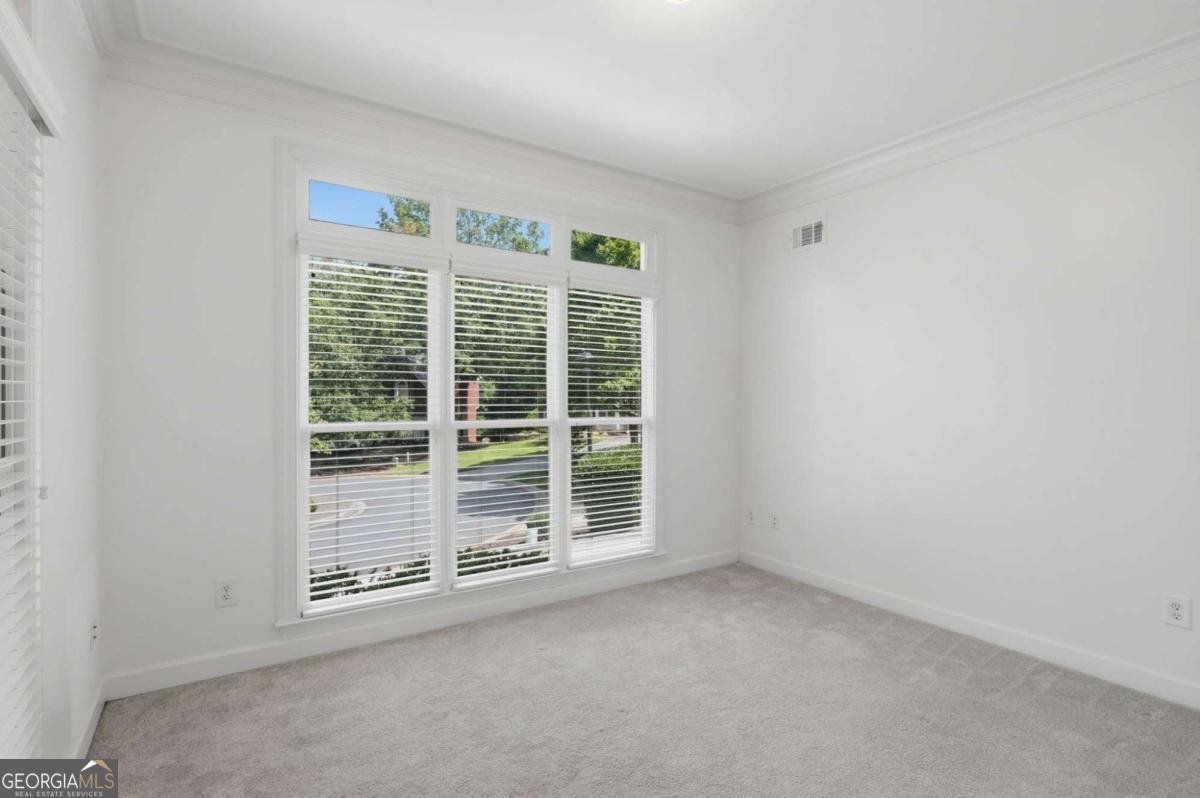 4204 Balmoral Glen Drive Peachtree Corners - Photo 7