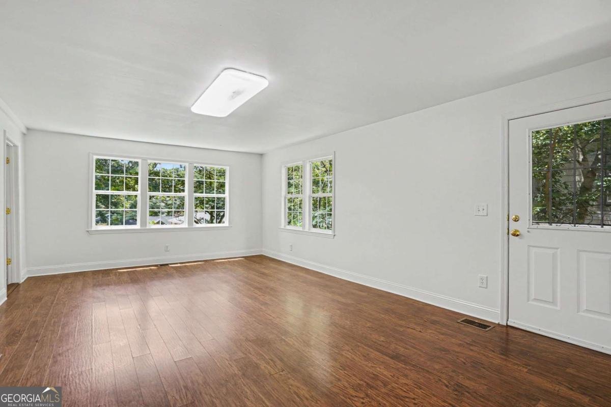 2767 Joyce Avenue Decatur - Photo 12