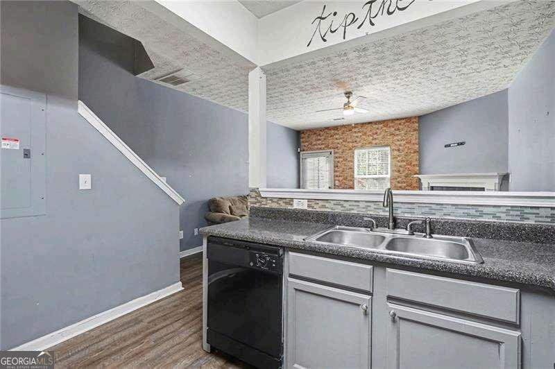 388 Berckman Drive Lilburn - Photo 11