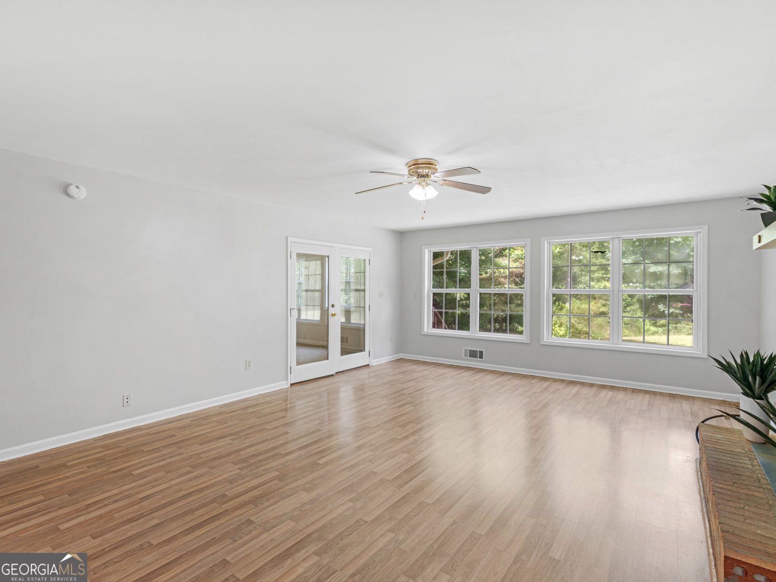 918 McDonough Road Griffin - Photo 13