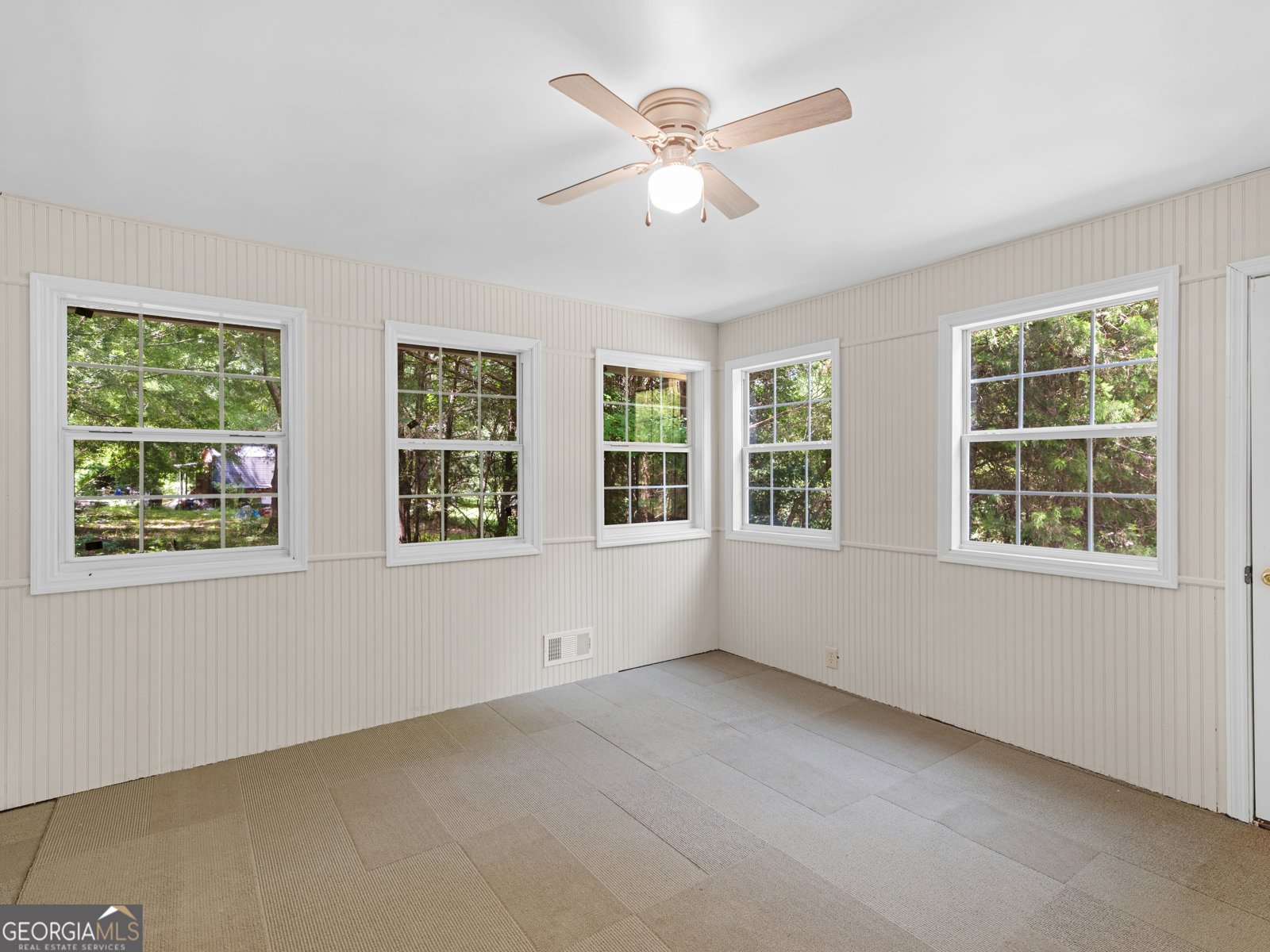 918 McDonough Road Griffin - Photo 16
