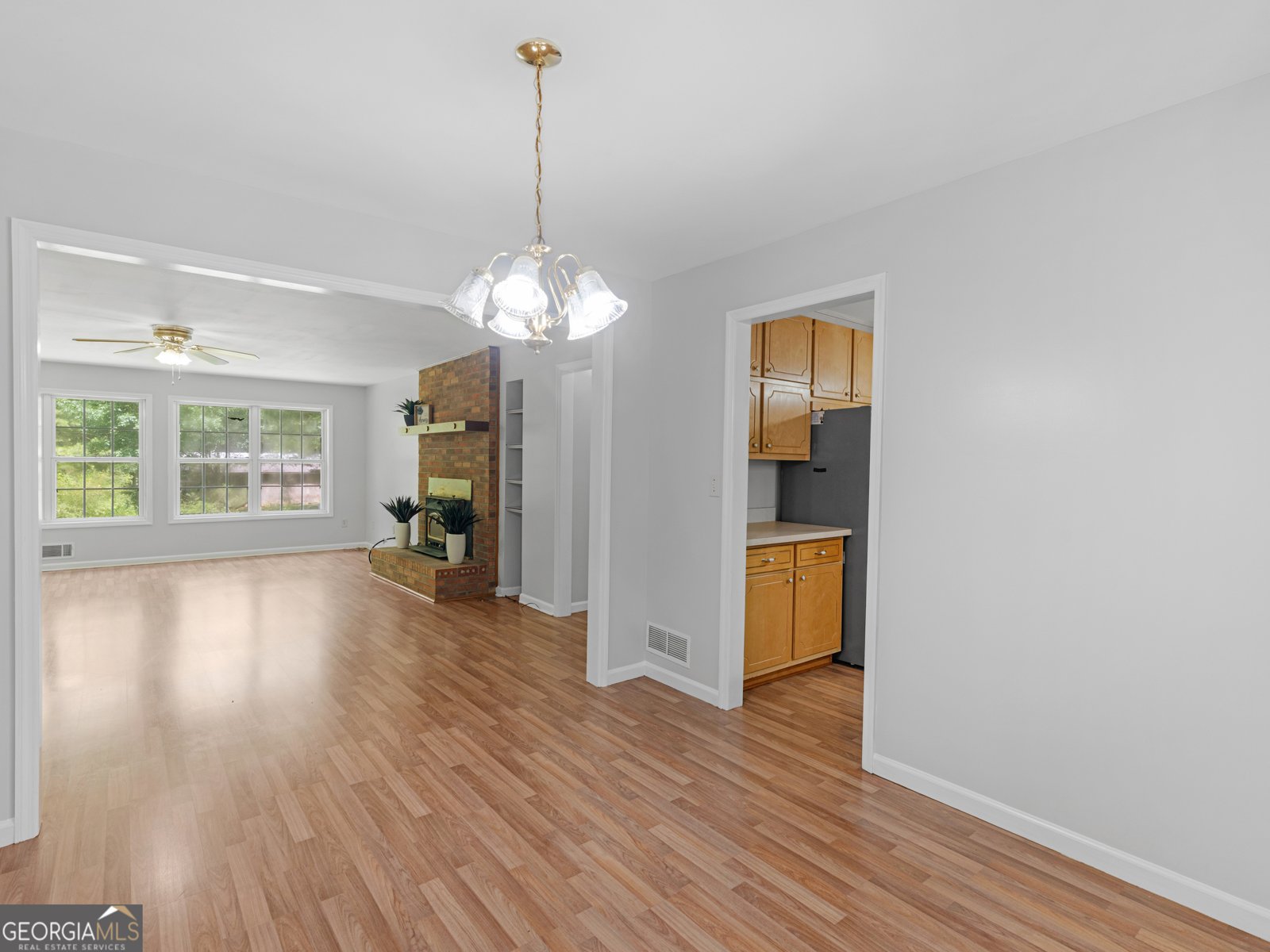 918 McDonough Road Griffin - Photo 9