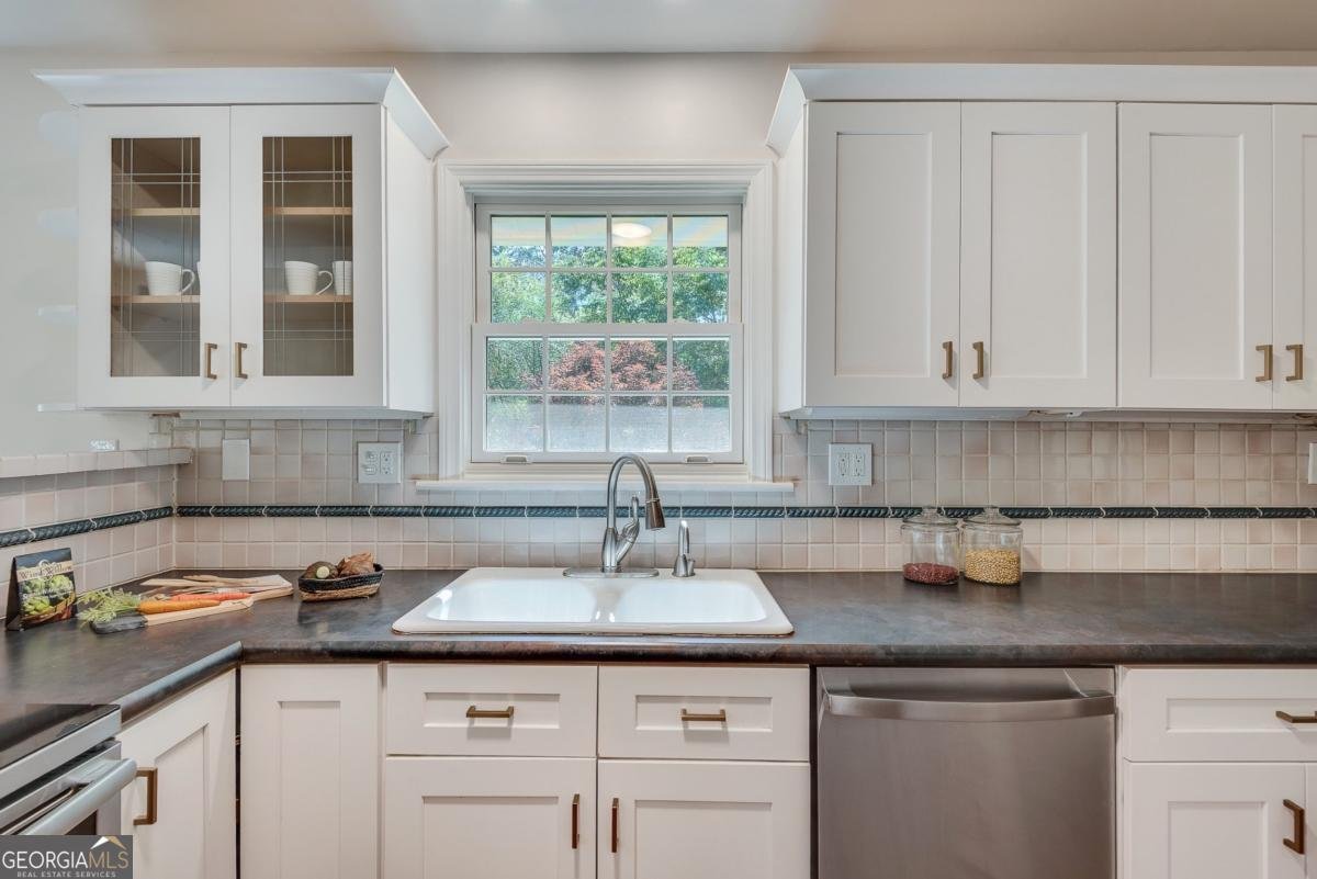 1275 Oak Grove Drive Decatur - Photo 6