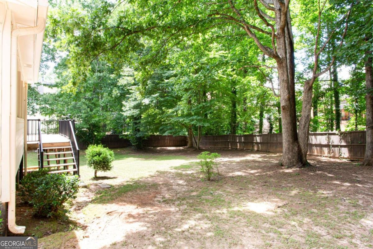 1405 Holly Lake Circle Snellville - Photo 10