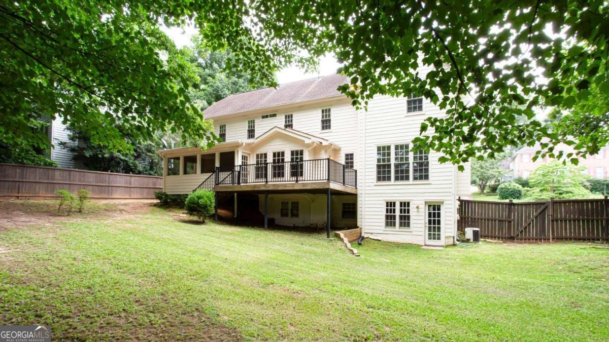 1405 Holly Lake Circle Snellville - Photo 12