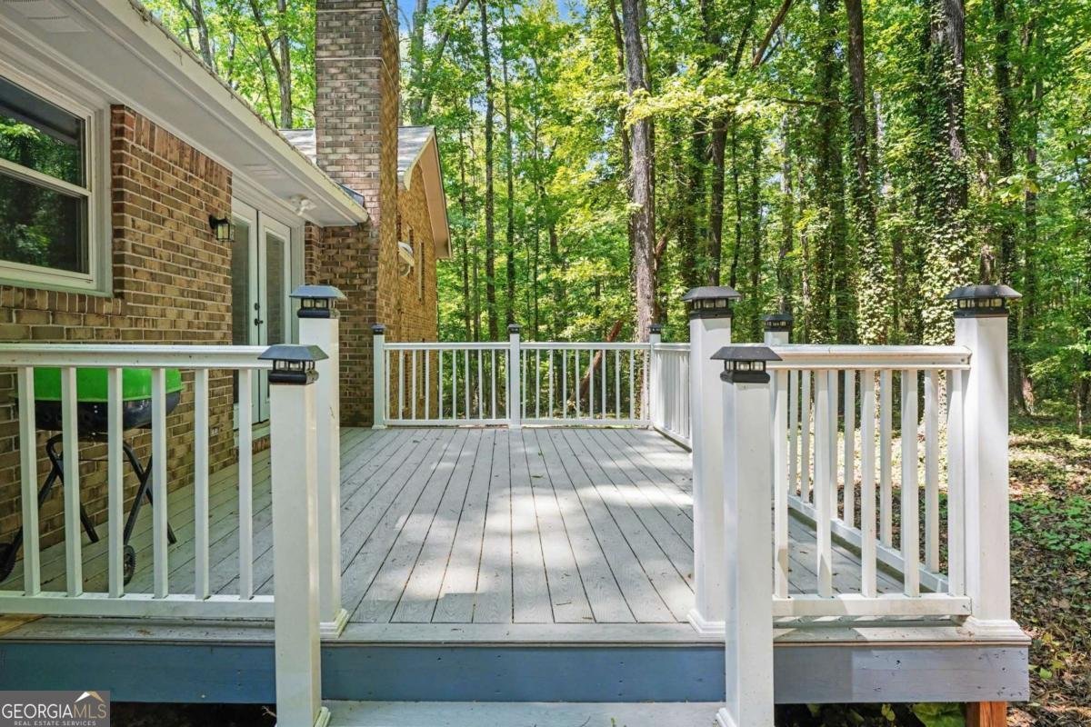 1050 Skyline Drive Covington - Photo 7