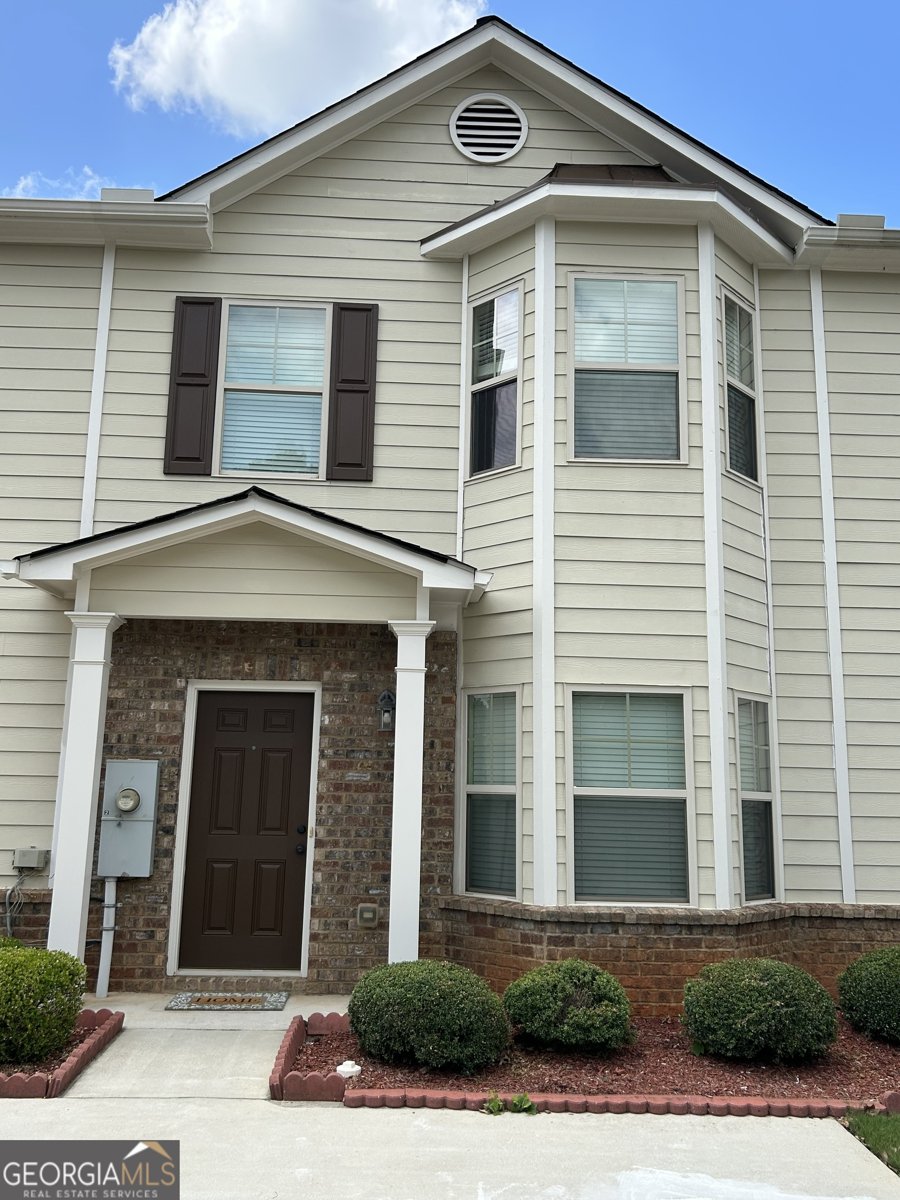 5237 Timber Hills Drive Oakwood - main photo