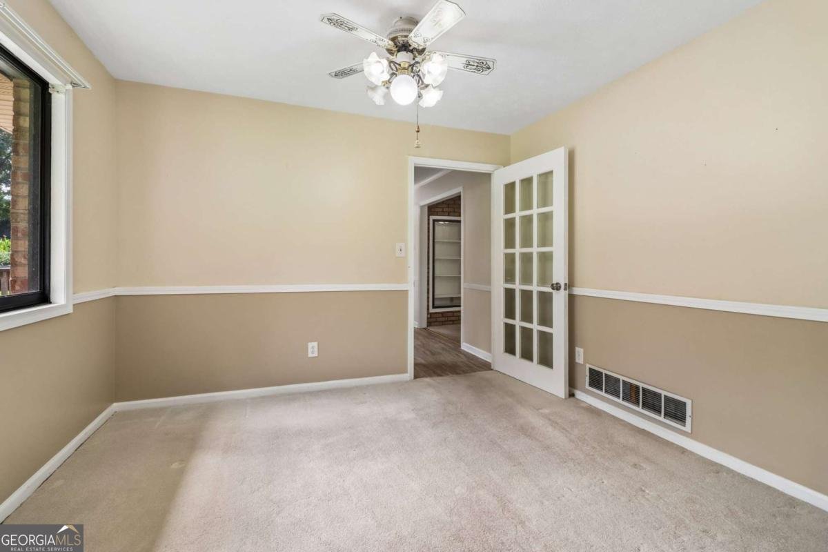 726 Mcdonough Road Griffin - Photo 18