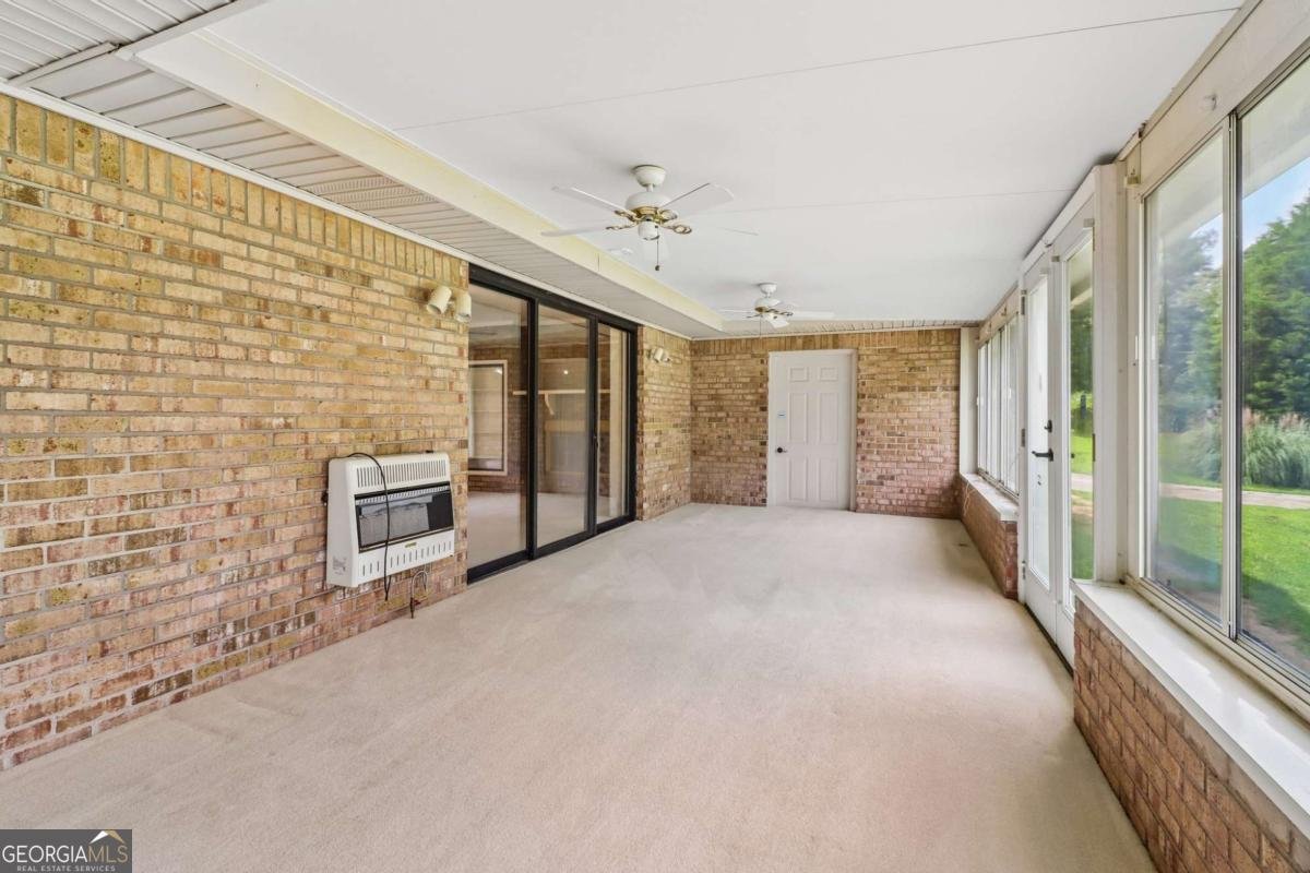 726 Mcdonough Road Griffin - Photo 9