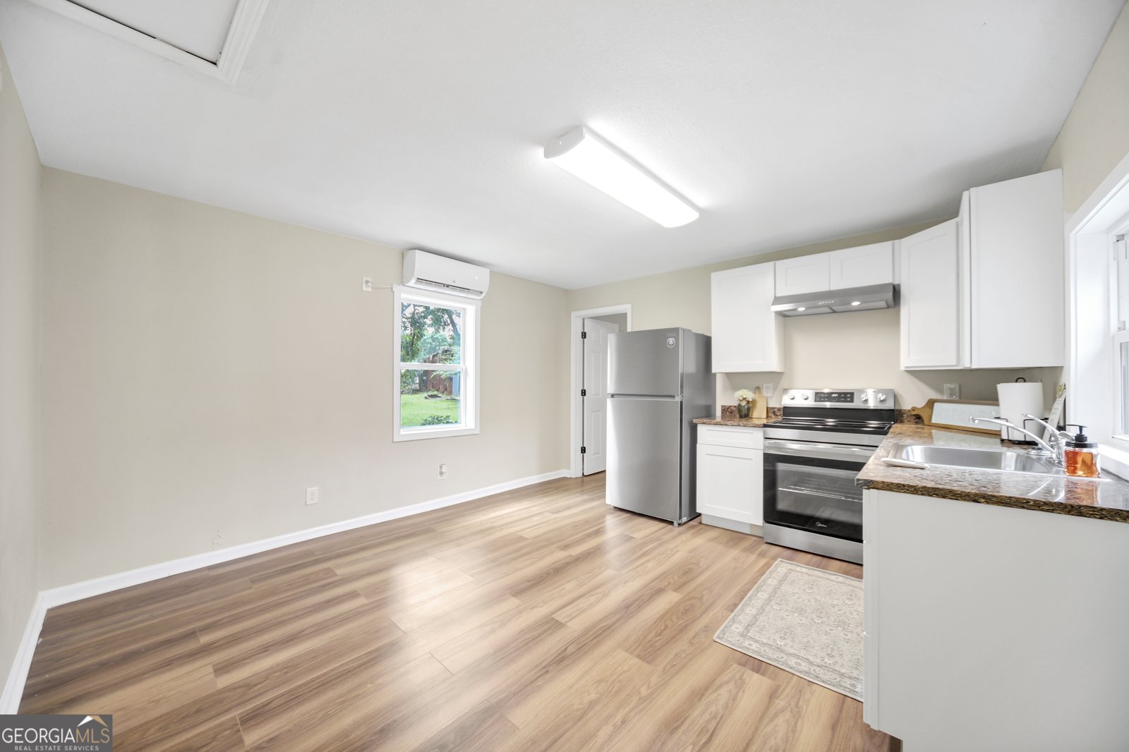 240 Jackson Street Barnesville - Photo 6