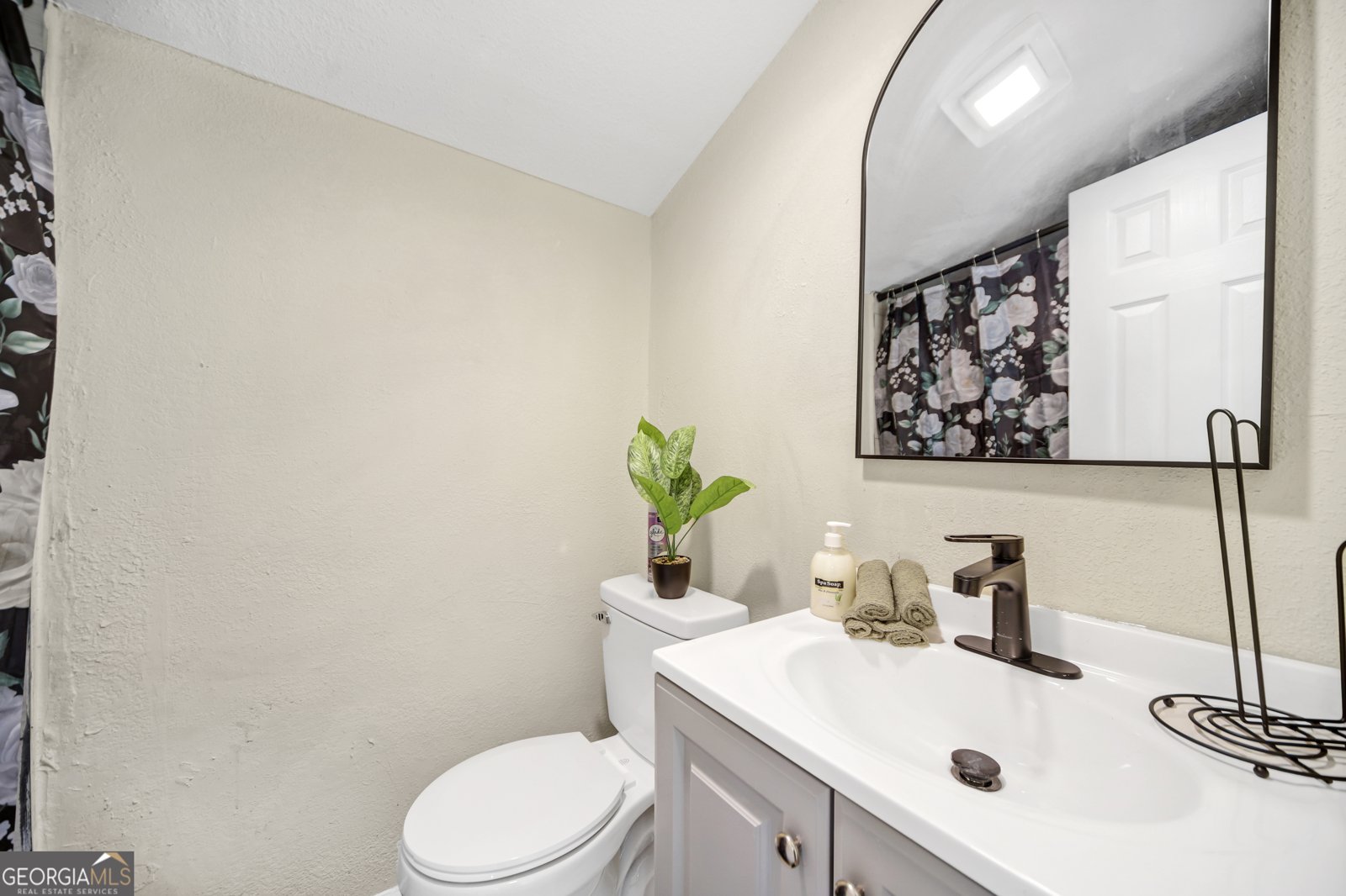 240 Jackson Street Barnesville - Photo 8