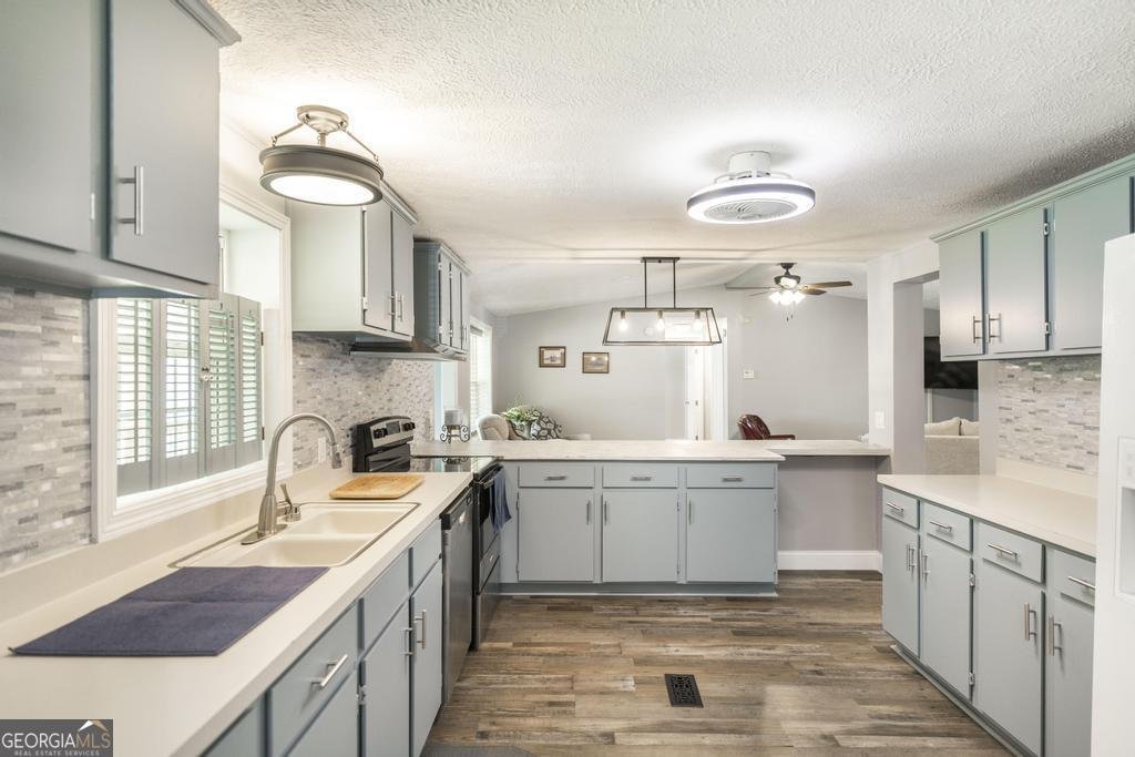 201 Bradford Drive Byron - Photo 20