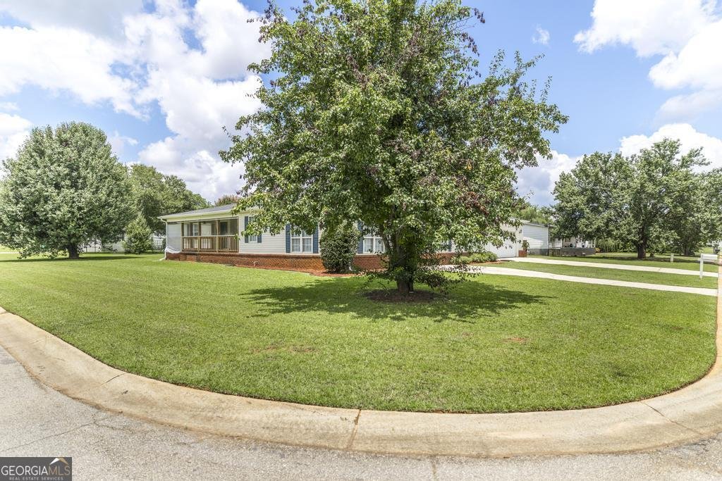 201 Bradford Drive Byron - Photo 6