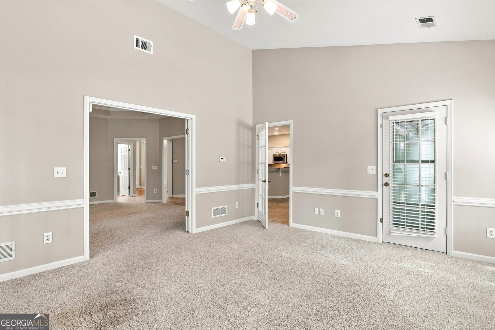 320 Valley Green Court Woodstock - Photo 11