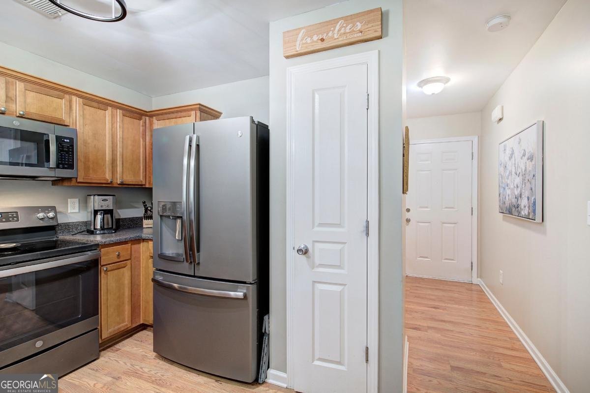 126 Oakview Passage Canton - Photo 10