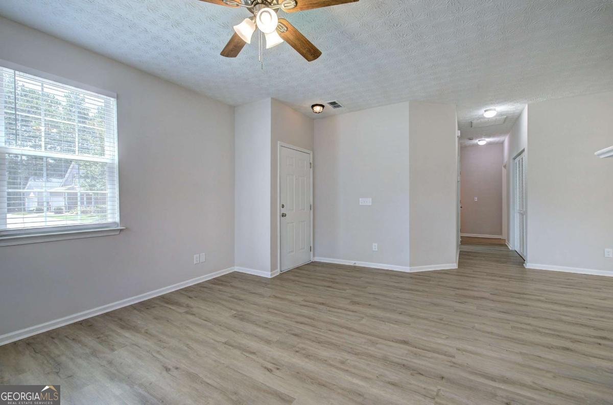 560 Windcroft Circle Acworth - Photo 10