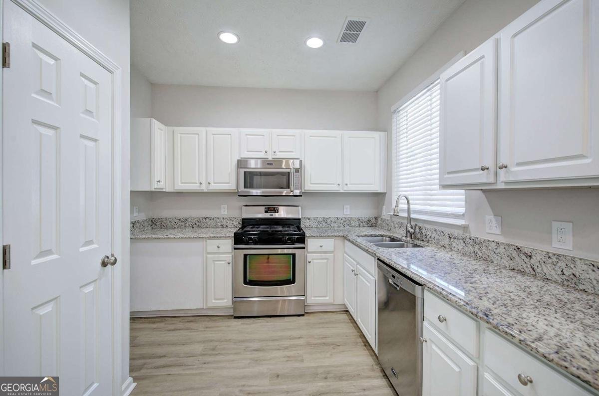 560 Windcroft Circle Acworth - Photo 14