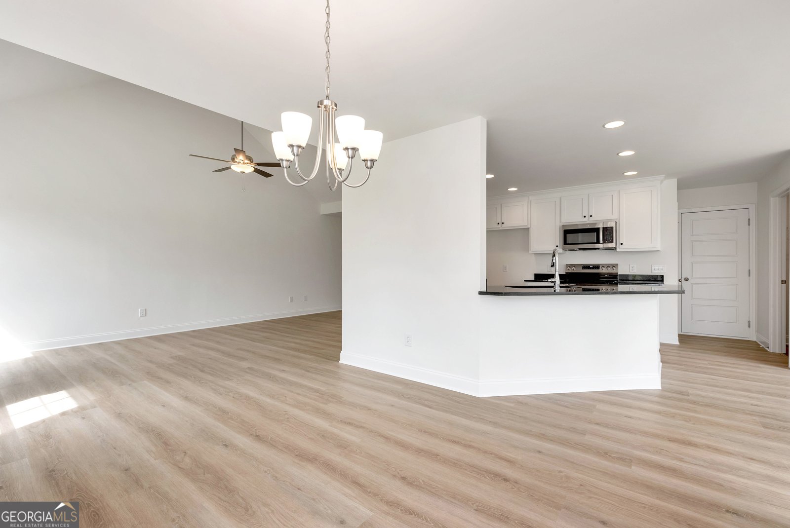422 Myles Way Winder - Photo 16