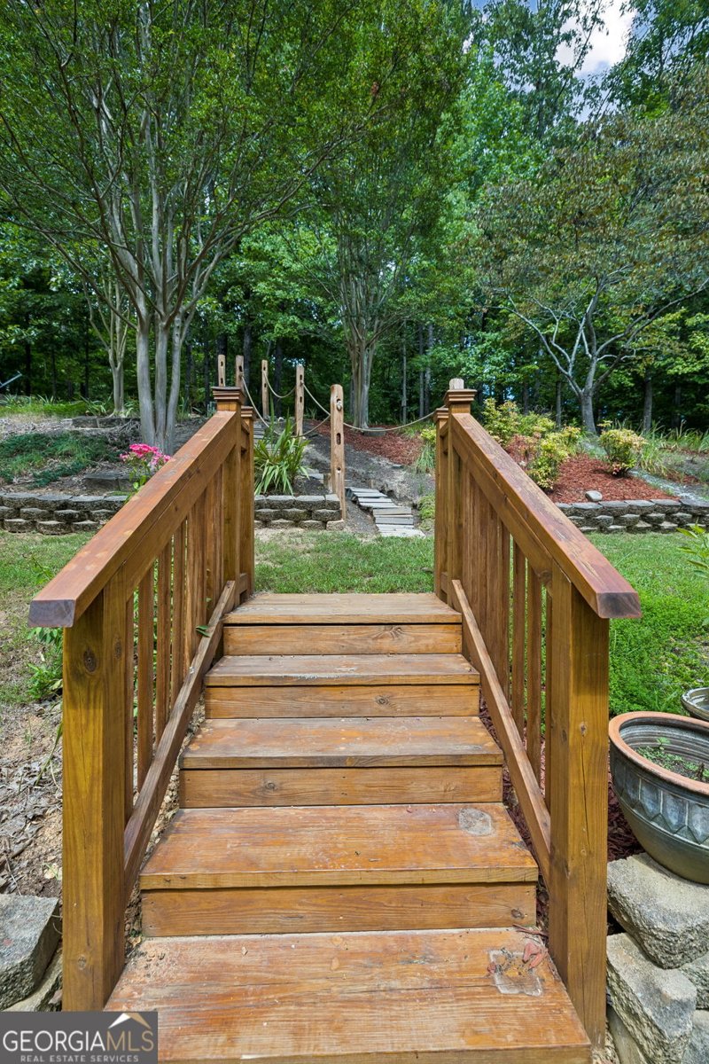 2926 Vine Drive Dalton - Photo 36