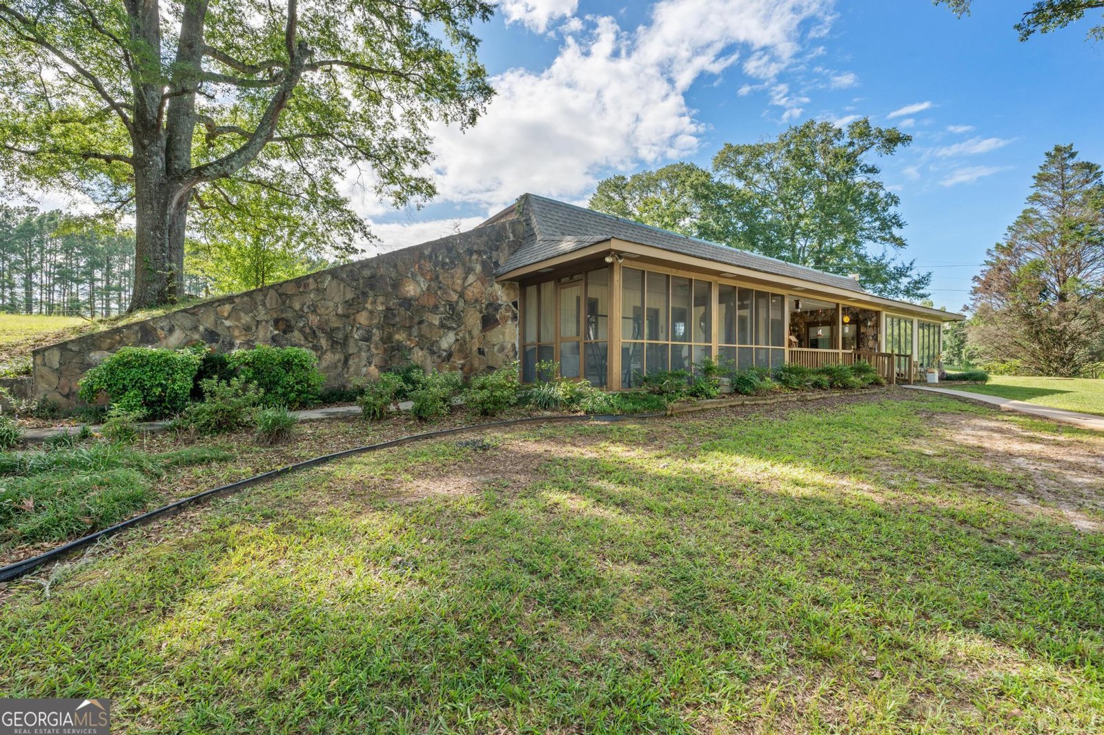 818 McCrary Road Molena - Photo 12