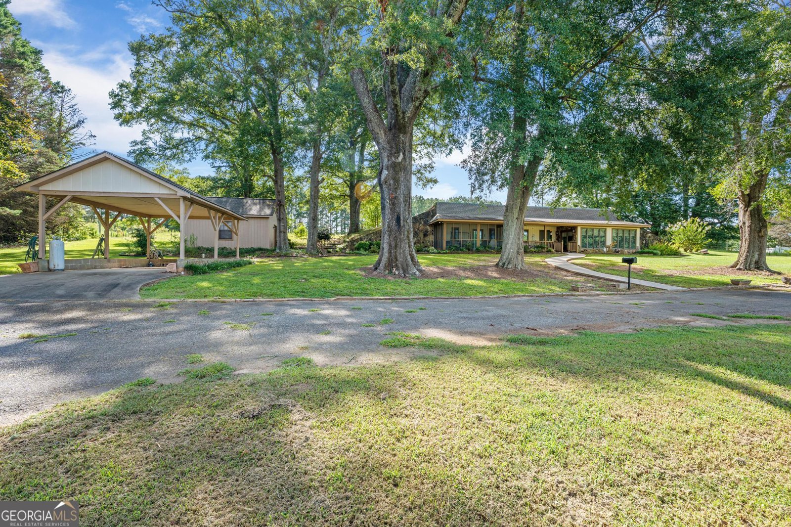 818 McCrary Road Molena - Photo 9