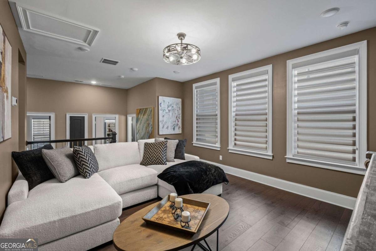 112 Village Green Avenue Woodstock - Photo 34