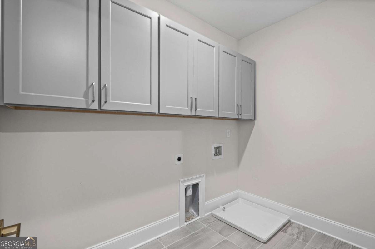 112 Village Green Avenue Woodstock - Photo 35
