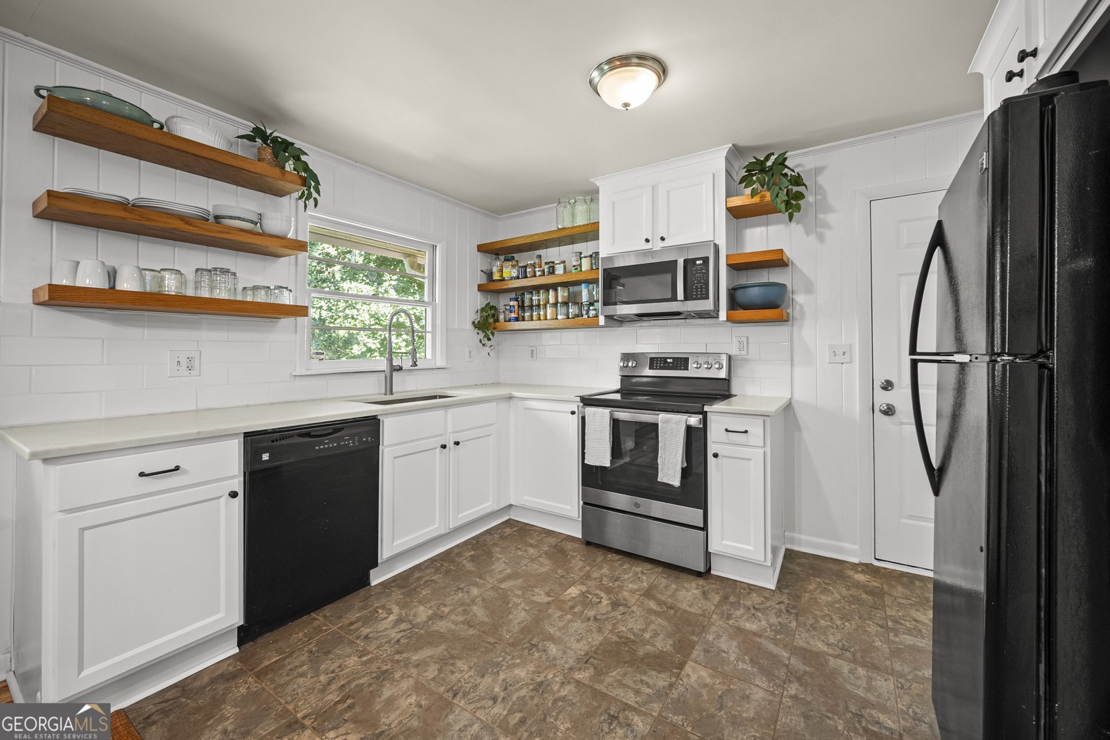 452 Kenridge Circle Stone Mountain - Photo 6