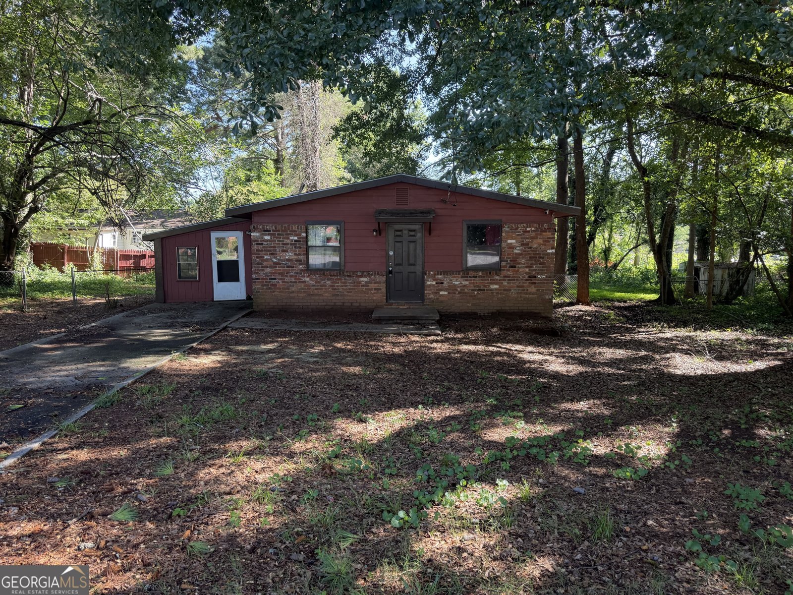 6168 Castlewood Drive Morrow - main photo