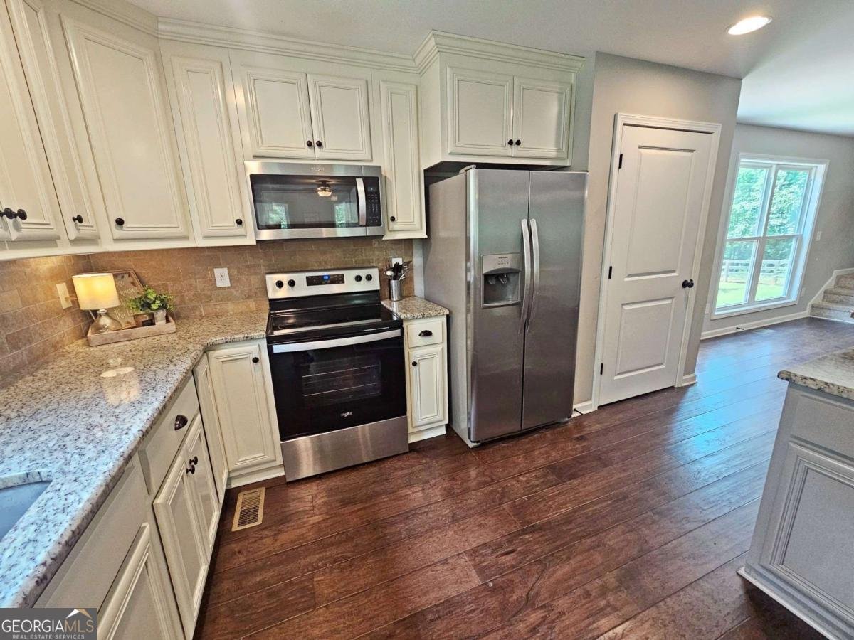 291 Kerns Ridge Court Dawsonville - Photo 8