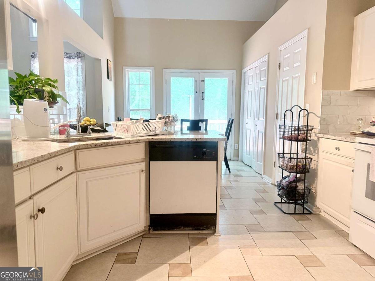 345 WINCHESTER Way Woodstock - Photo 16