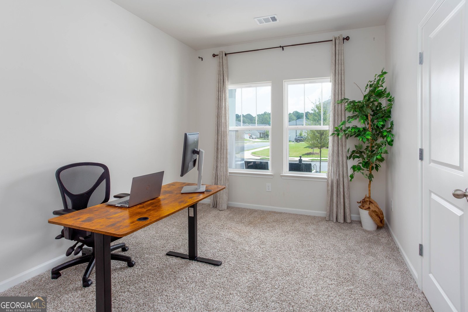 607 Runnel Drive Woodstock - Photo 47