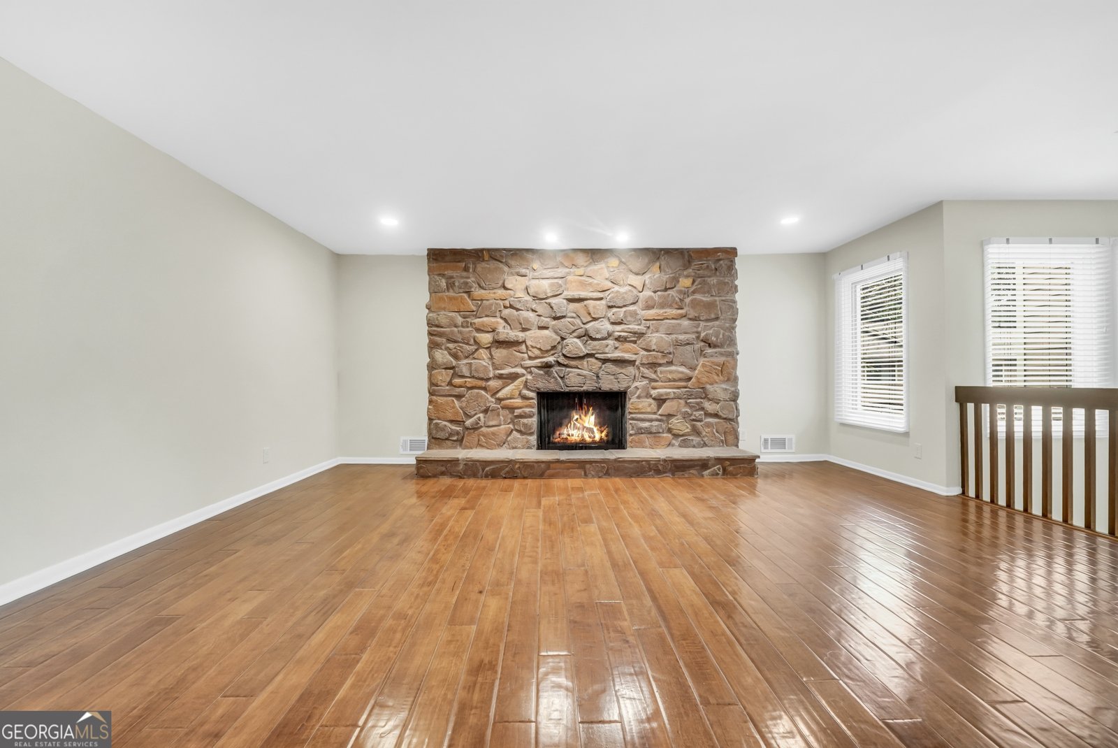 60 Basswood Circle Sandy Springs - Photo 22