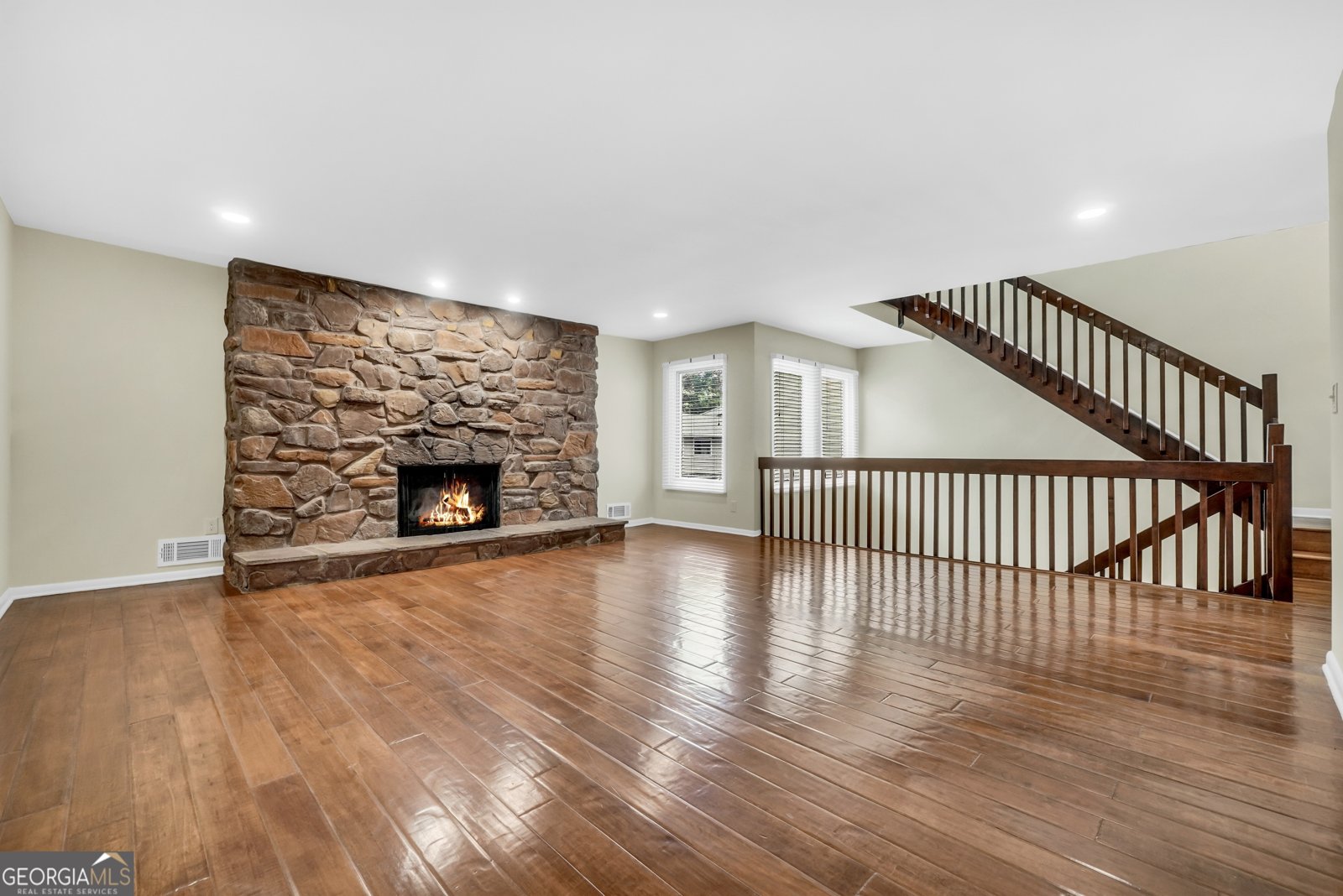 60 Basswood Circle Sandy Springs - Photo 24