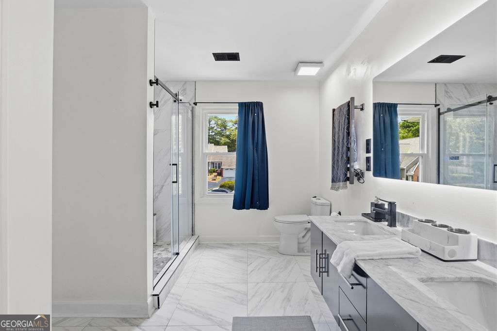 8 Vernon Glen Court Sandy Springs - Photo 23