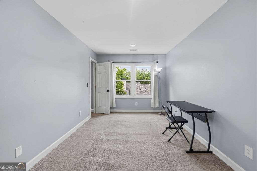 8 Vernon Glen Court Sandy Springs - Photo 28