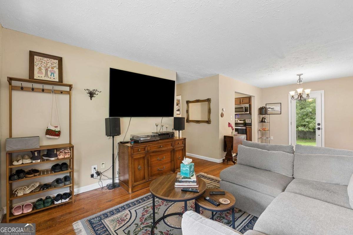 2089 Barbara Lane Decatur - Photo 7