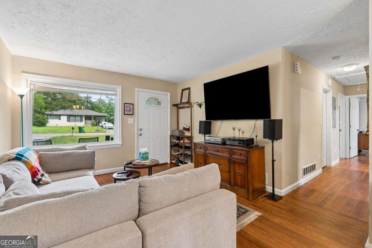 2089 Barbara Lane Decatur - Photo 9