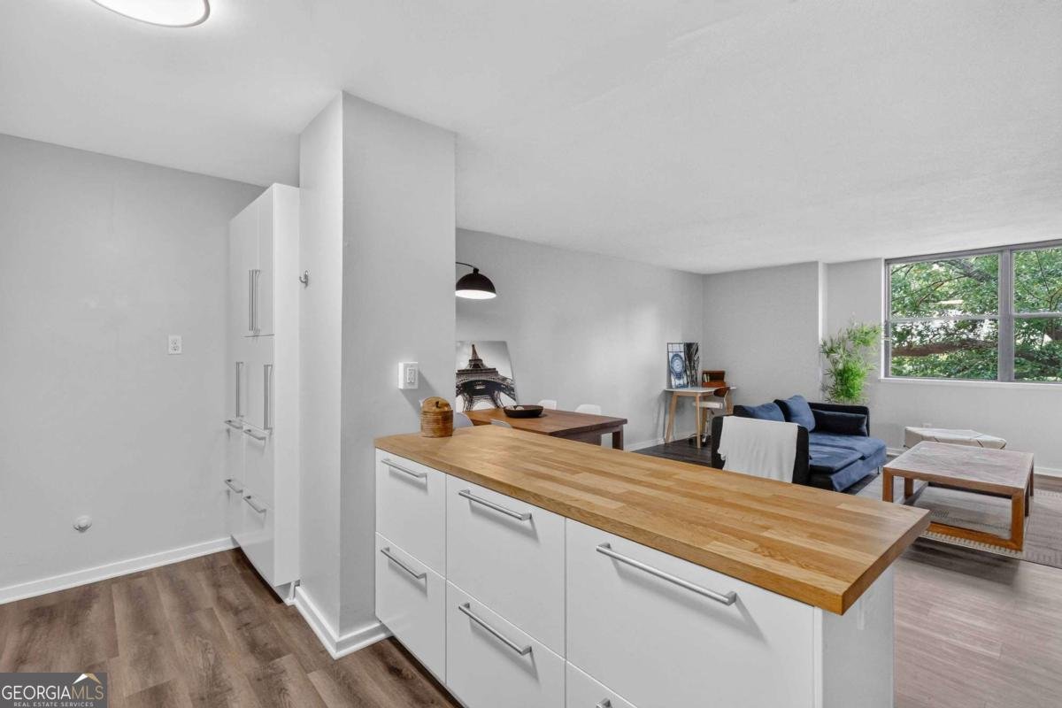 2965 Pharr Court South Atlanta - Photo 12