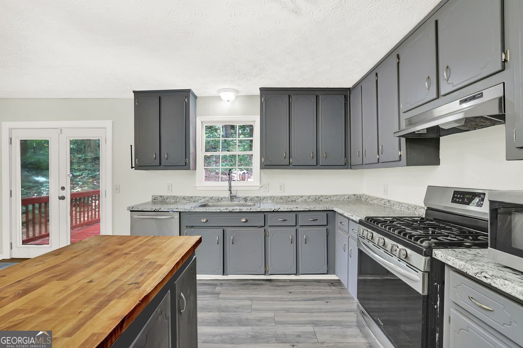 131 Little Brook Drive Woodstock - Photo 12