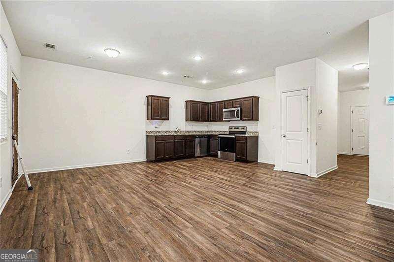 2040 Wildflower Way Conyers - Photo 7
