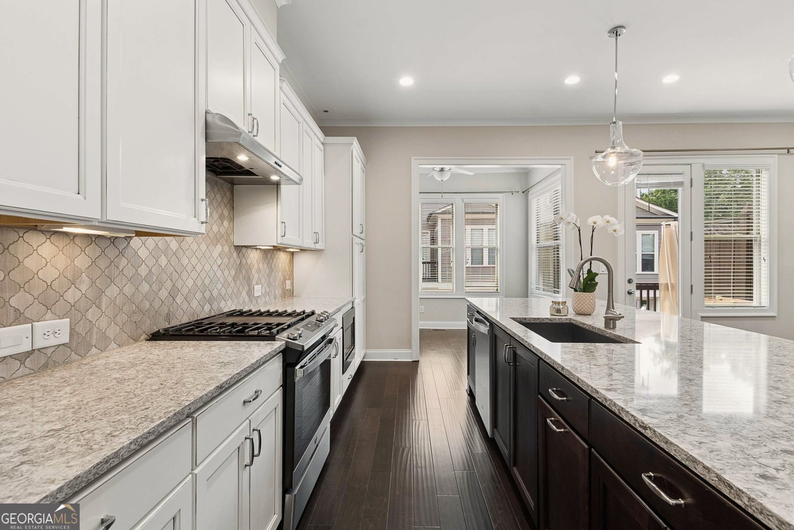 7012 Seneca Court Roswell - Photo 11
