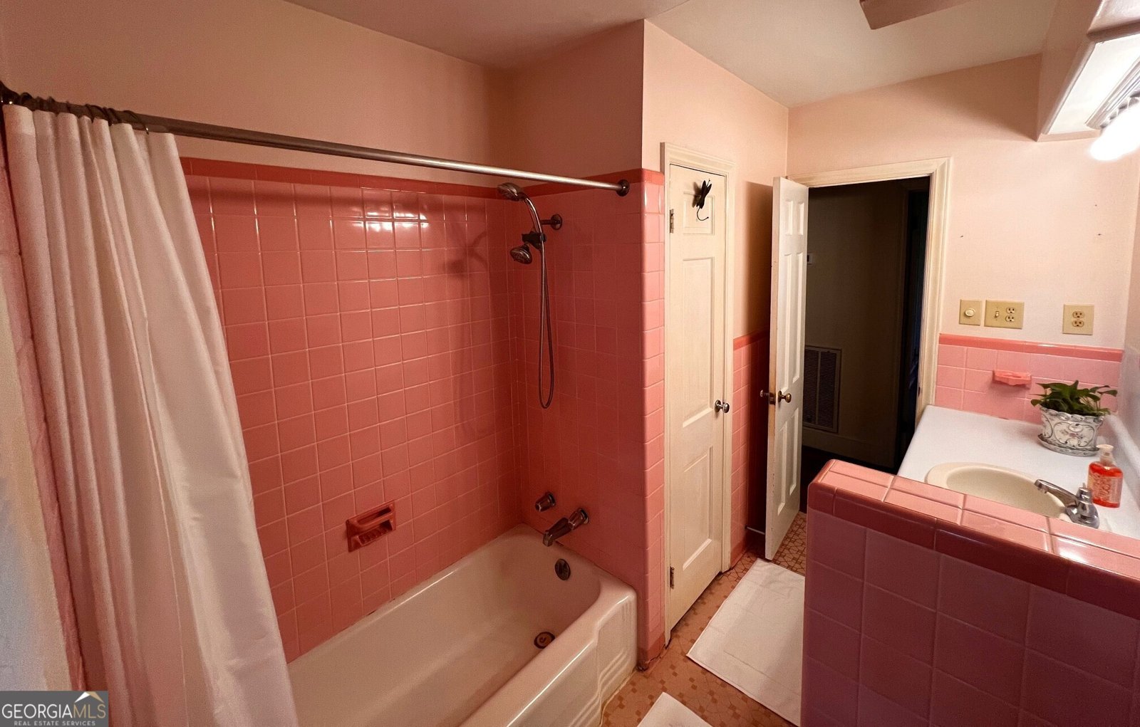 606 Brookwood Drive Thomaston - Photo 11