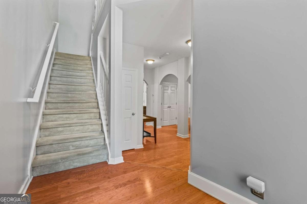 97 Grampian Court Marietta - Photo 8