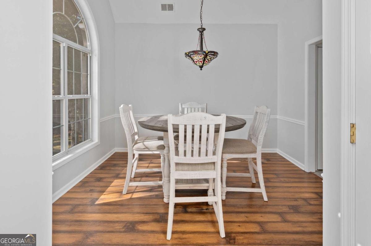 9530 Bonsall Circle Gainesville - Photo 7